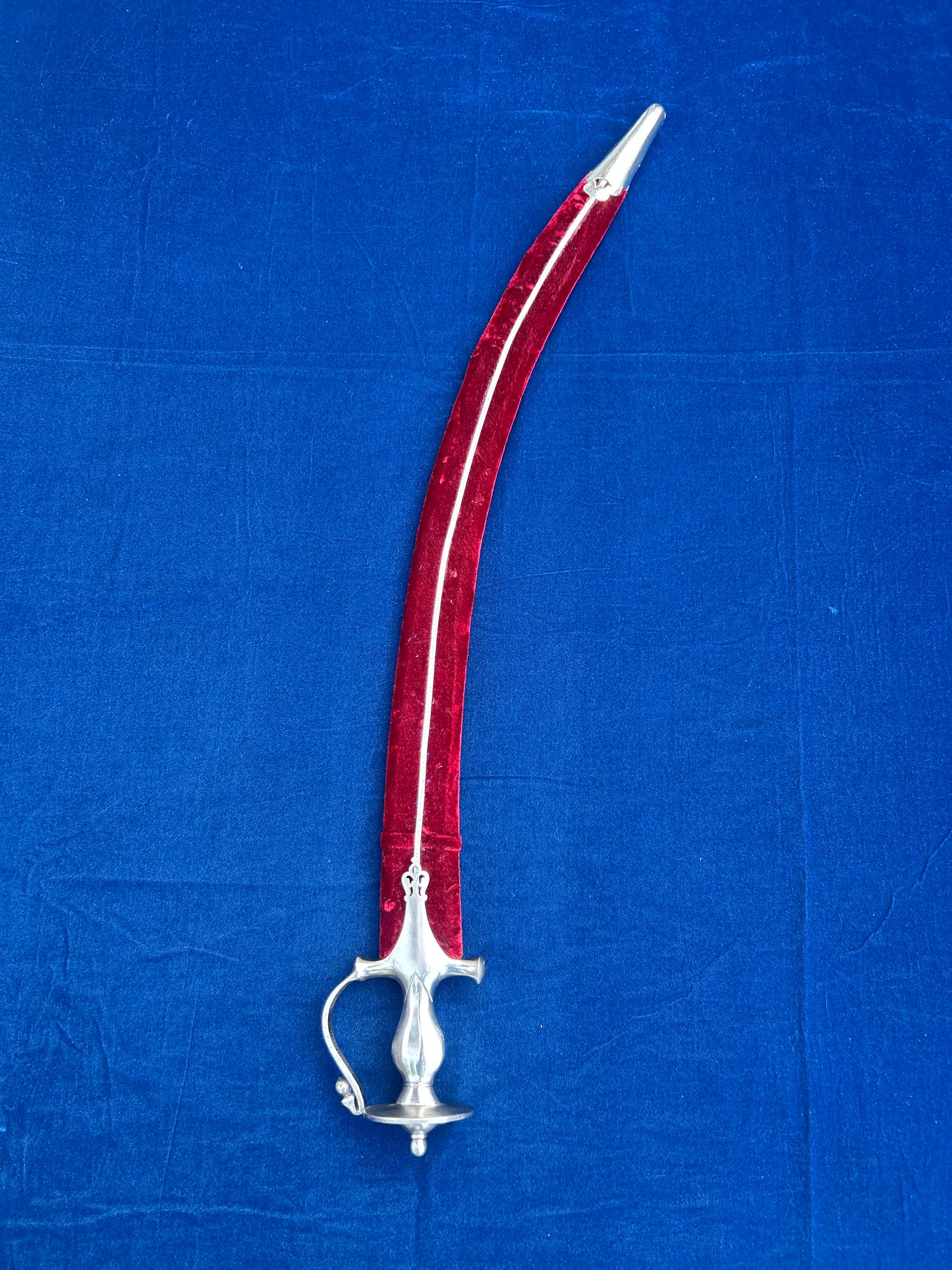 Spring blade tegh