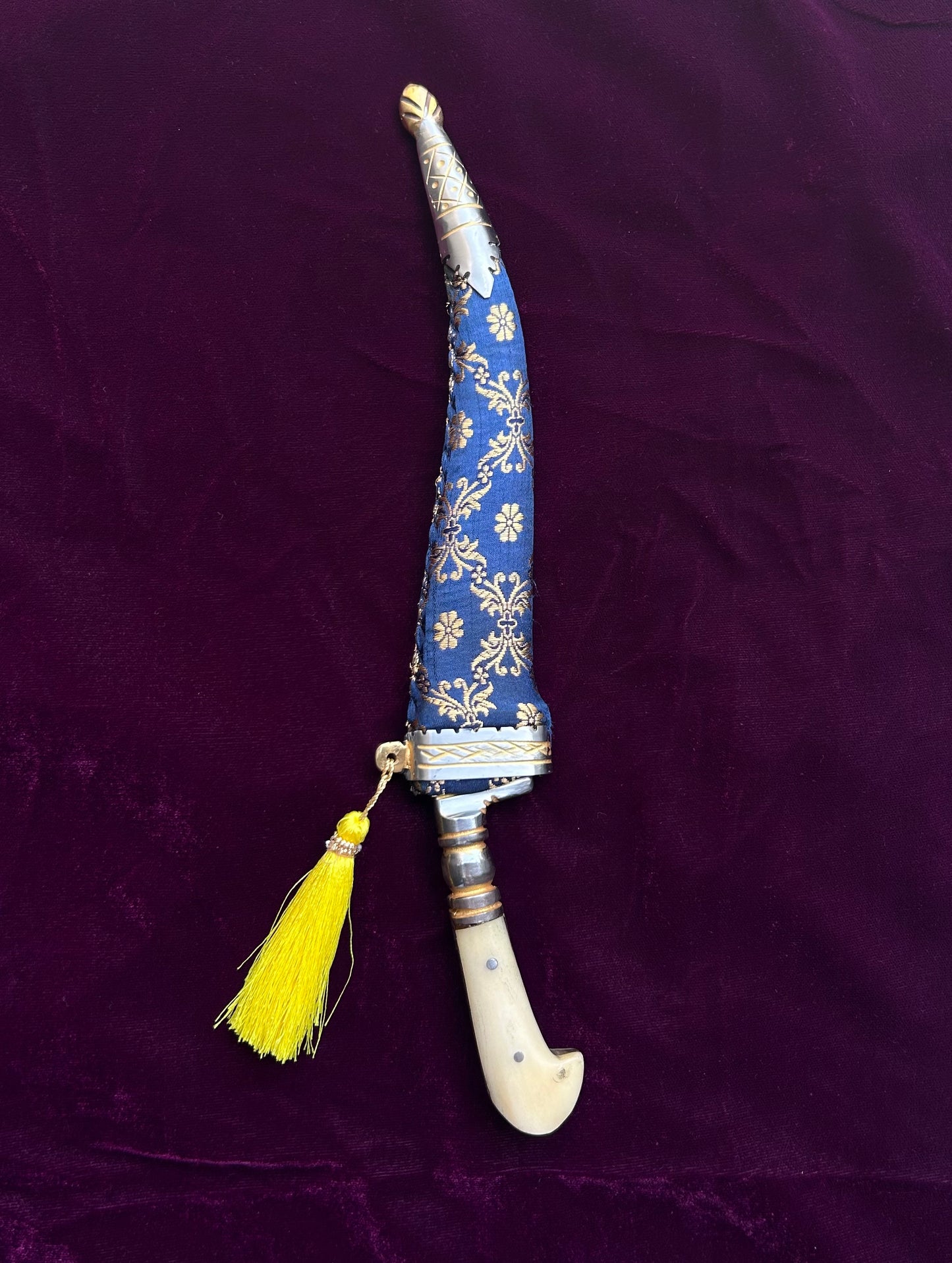 Handmade Peshkabz
