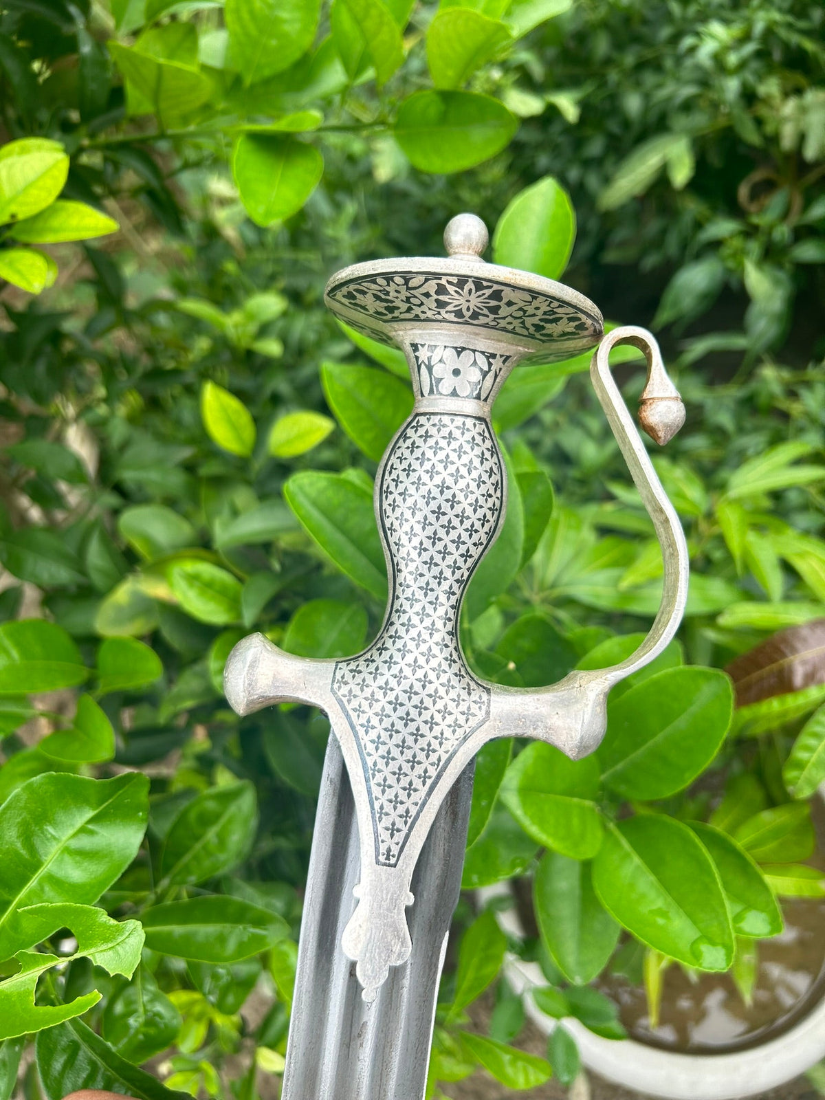 Silver Leaf Work Sirohi with Blue Velvet Scabbard